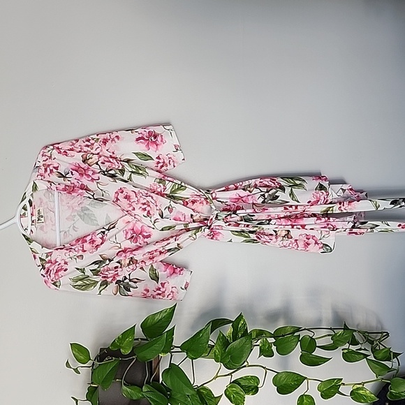 Show me your Mumu floral rose pink robe o/s one size - Picture 2 of 6